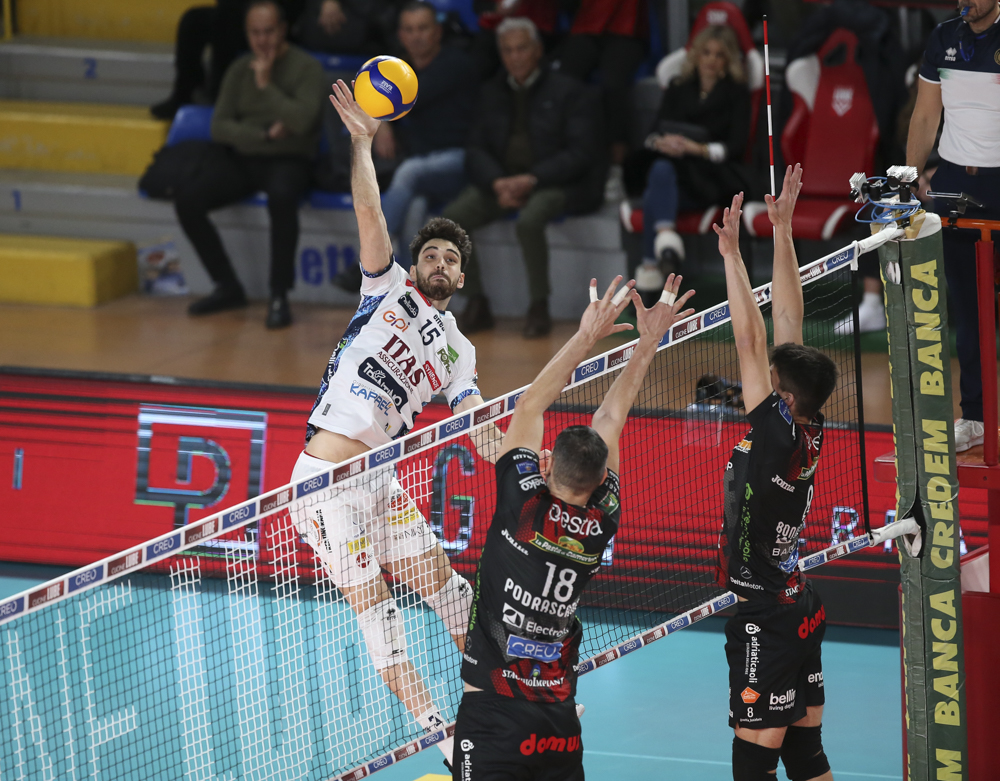 家队于维罗 家队于维罗