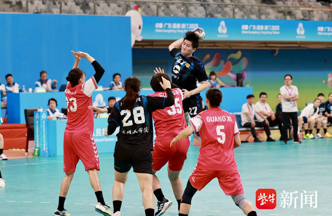 该负责人说, 头赛区拉开 该负责人说, 头赛区拉开