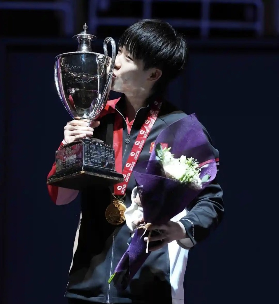 球台已经被, 据闫安透露, 梦开始的地